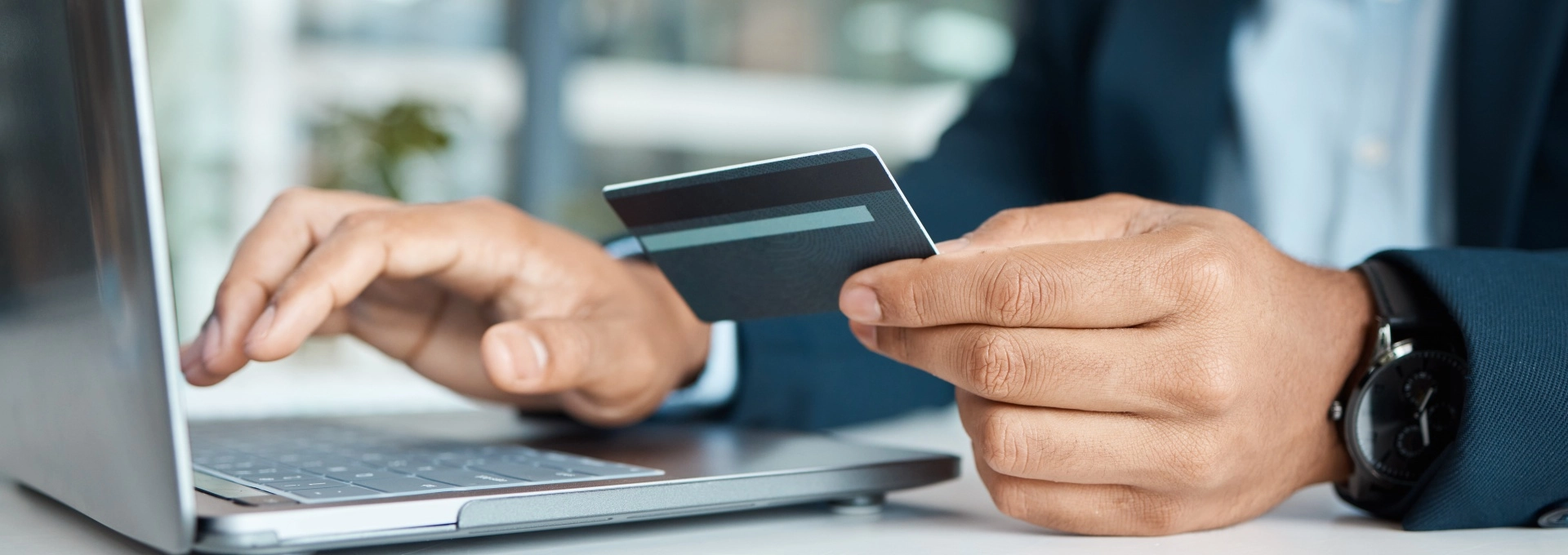 pourquoi-certaines-banques-exigent-elles-l-ouverture-d-un-compte-avant-d-accorder-un-pret
